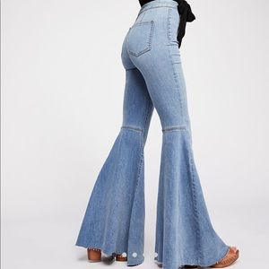 free people float on flare jeans 🧡